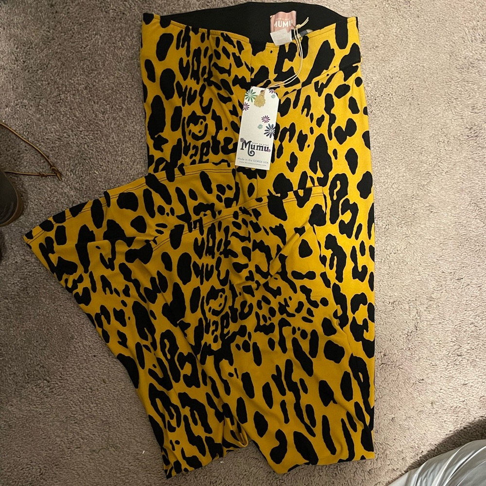 Show Me Your Mumu bam bam bells short in Paige’s Leopard